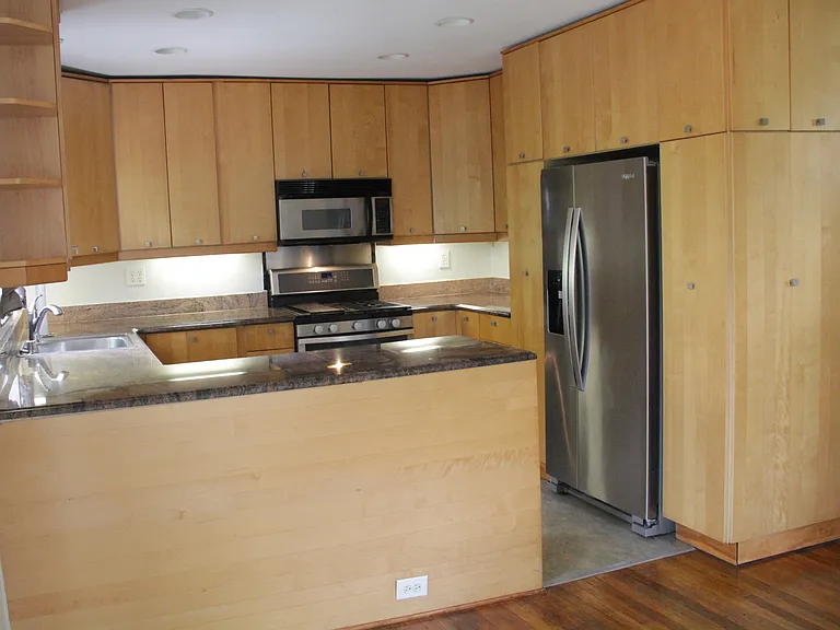 6107 Maylane Dr — Photo 21