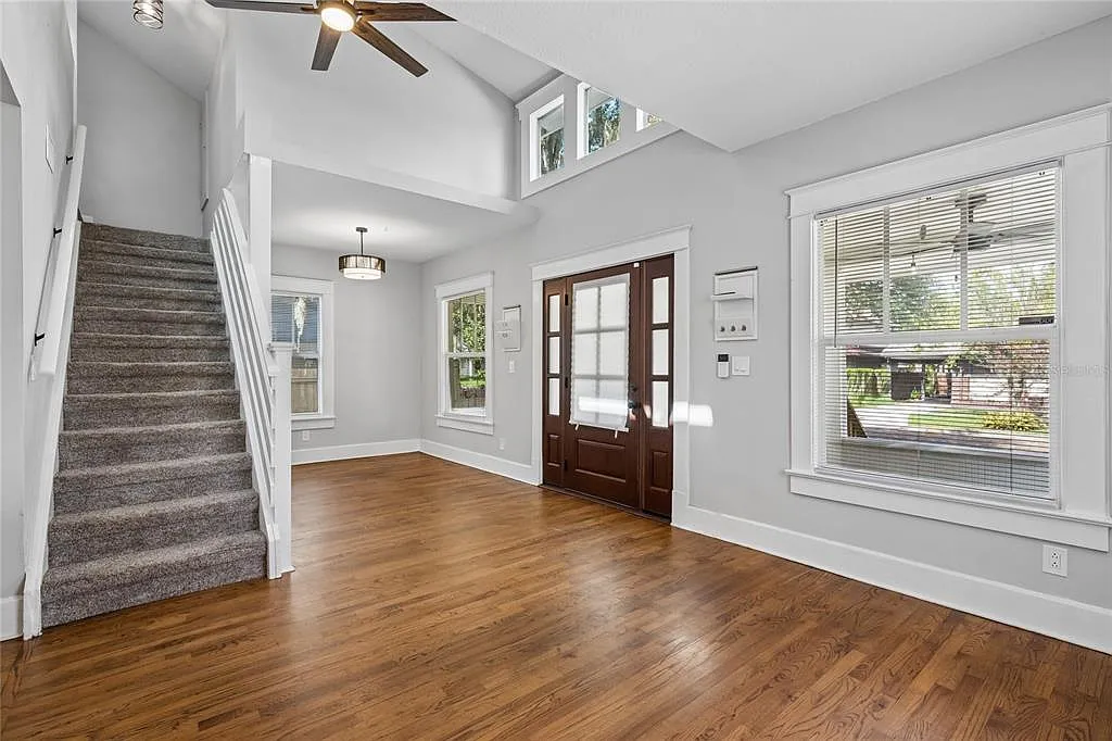 3 bed, 3.0 bath, 1649 sqft, $3,150 — Photo 4