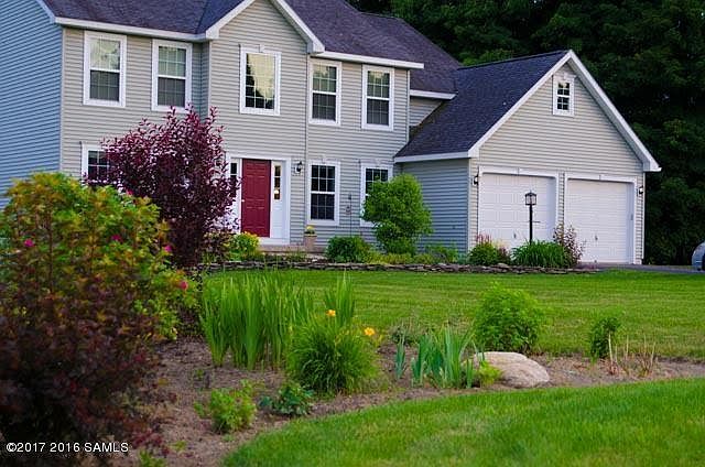 1st image of 12 Berry Patch Dr