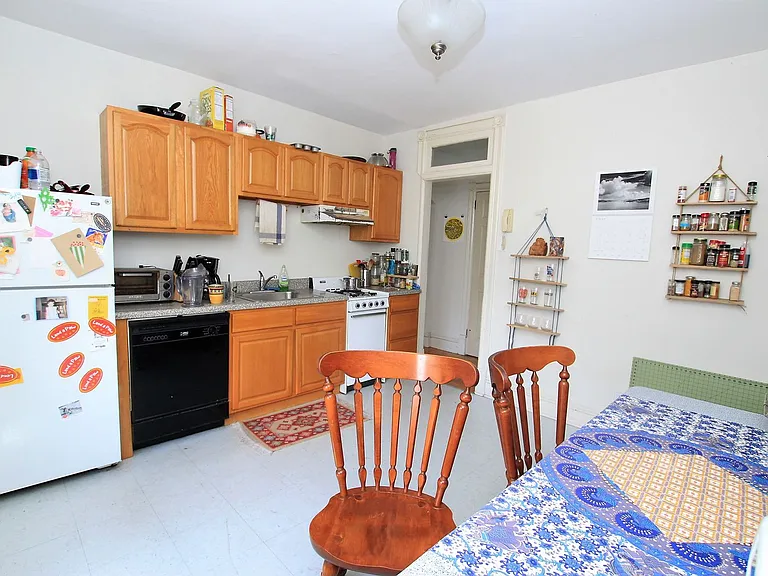 3718 Spring Garden St #3 — Photo 3