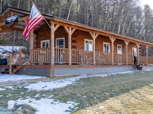 W7113 Leigh Rd, Mauston, WI 53948