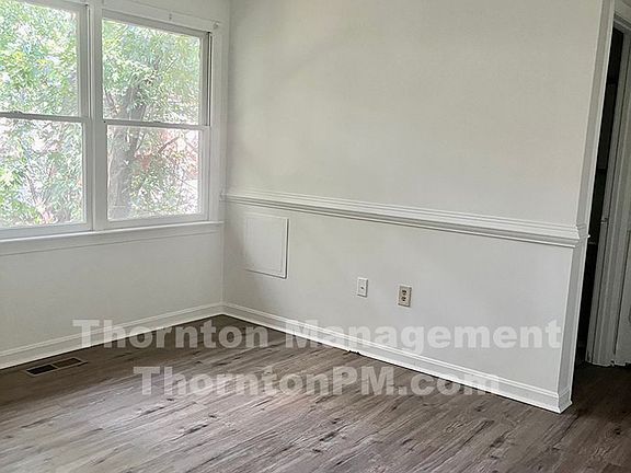 3rd image of 214 Farrell Ln