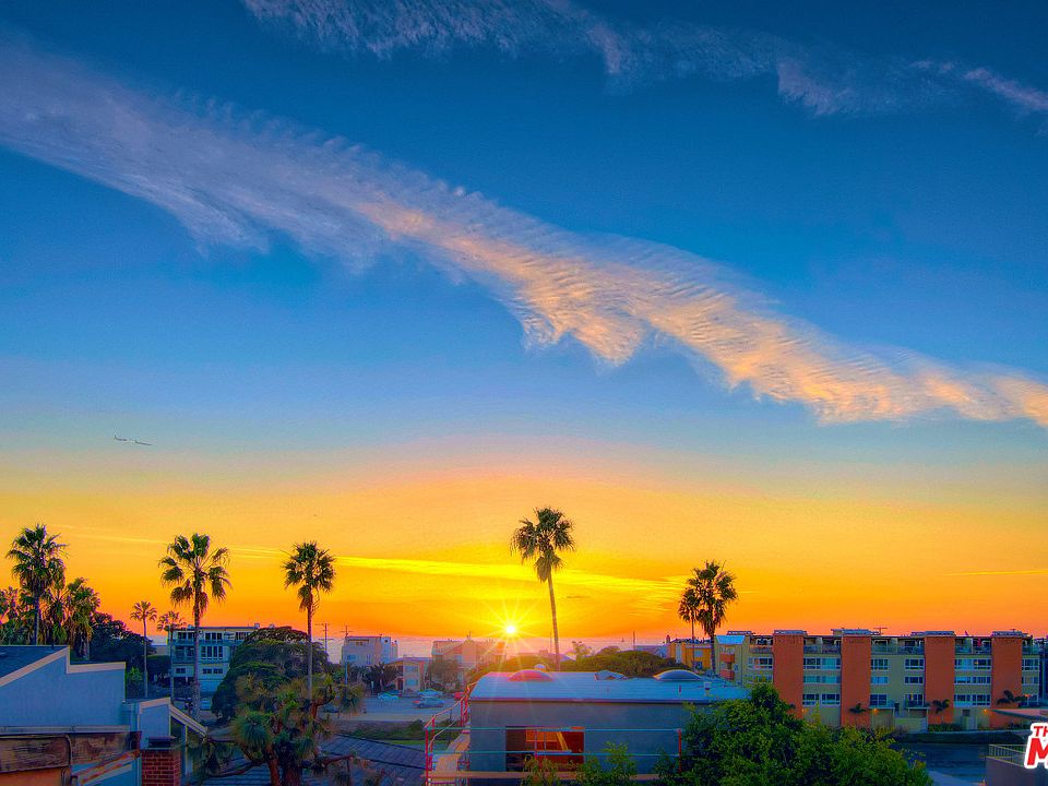 2nd image of 6524 Vista Del Mar