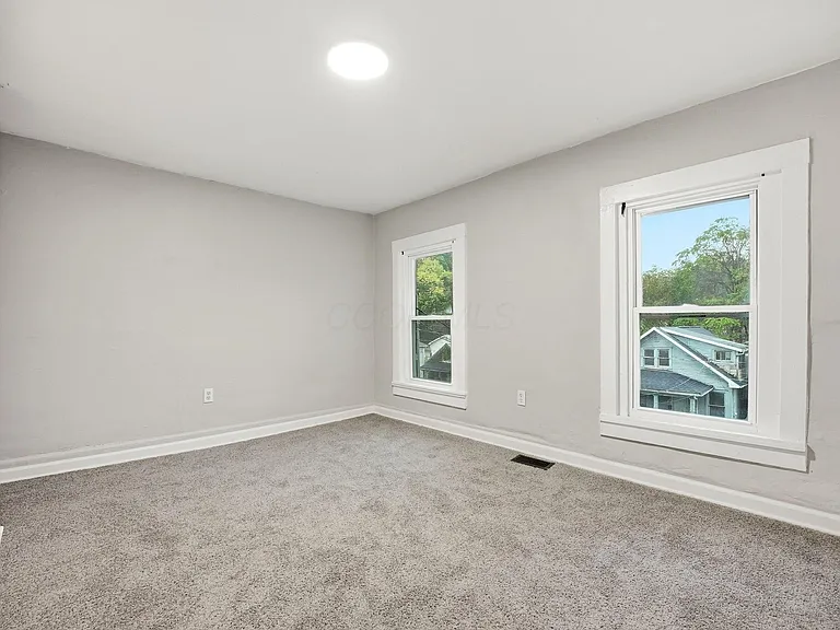 1041 Market St — Photo 16