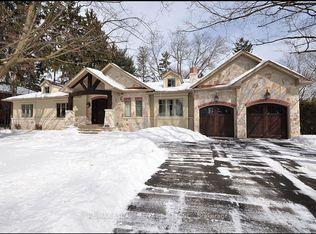 225 Forestwood Dr, Oakville, ON L6J4E5