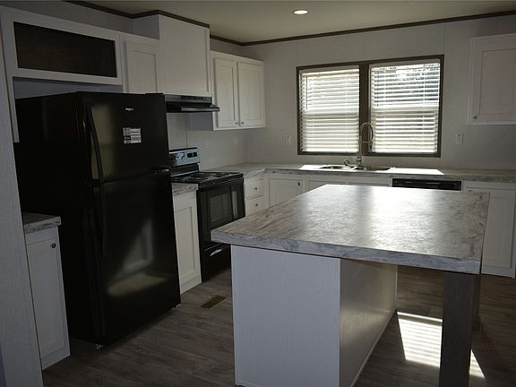 5th image of 532 N 4360th Rd