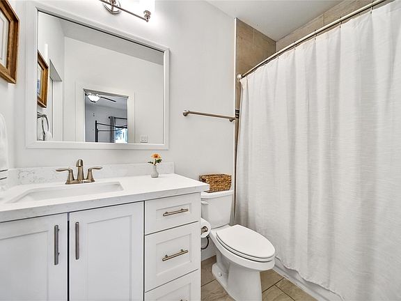 5th image of 3838 Brinkman St