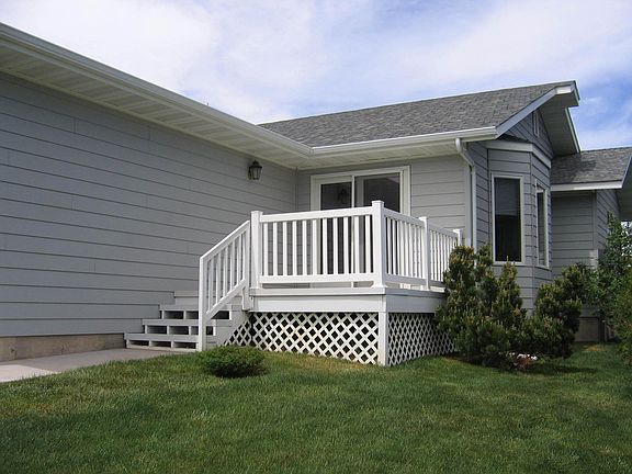 2nd image of 3361 Wild Rose Ln