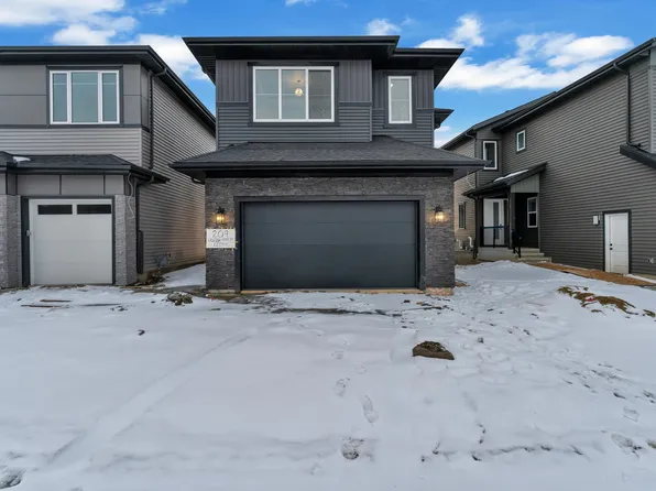 209 Crystal Creek Dr, Leduc, AB T9E 0X6