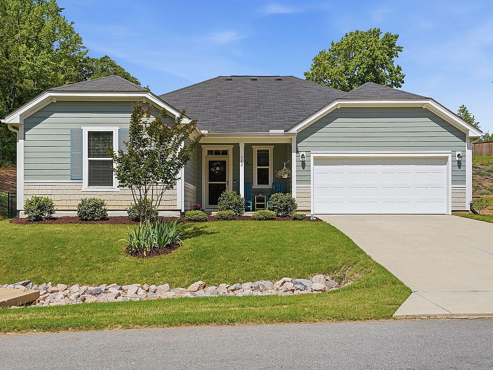 1st image of 512 Thorny Branch Dr