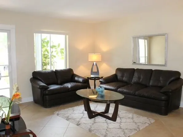 6436 Chasewood Dr, Jupiter, FL