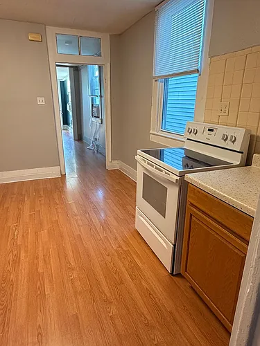 2829-2831 Orleans Ave #2831 Photo 1