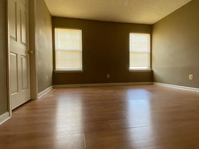 410 Buttonwoods Rd — Photo 9