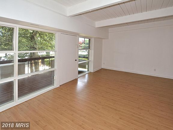 3rd image of 4201 Americana Dr APT 204