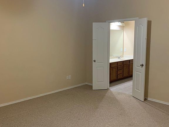 2nd image of 2519 Kent Dr
