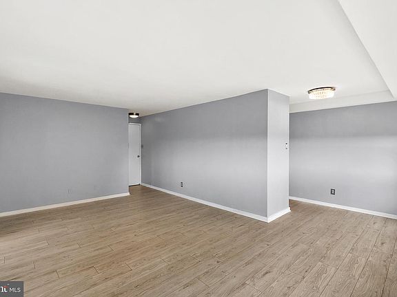 4th image of 1810 Rittenhouse Sq APT 1608