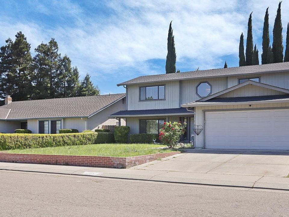 1st image of 9744 Fountain Valley Dr