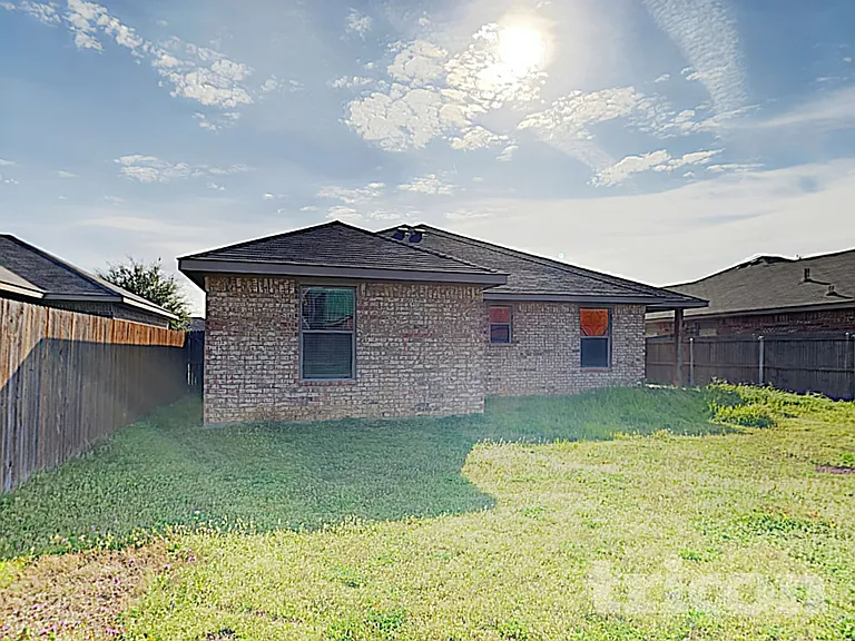 12416 Hunters Mill Trl — Photo 15