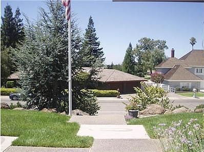4th image of 9608 La Posada Dr