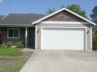 90 NW Birch Ave, Warrenton, OR