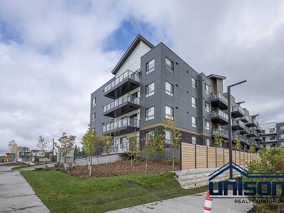 3rd image of 15126 37th St SW #1403