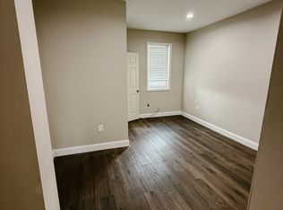 121 W Pike St #B, Canonsburg, PA 15317