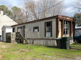 125 Semple Farm Rd TRLR 4, Hampton, VA 23666