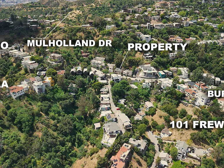 6871 Pacific View Dr — Photo 3