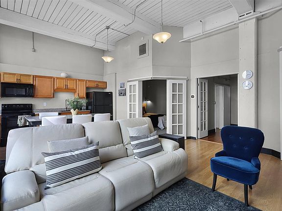 2nd image of 507 N 13th St APT 302