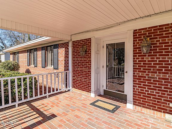 3rd image of 235 S Hillcrest Drive