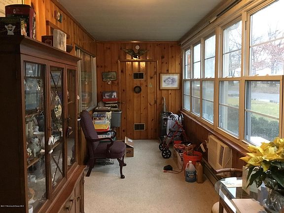 3rd image of 11B Cedar St