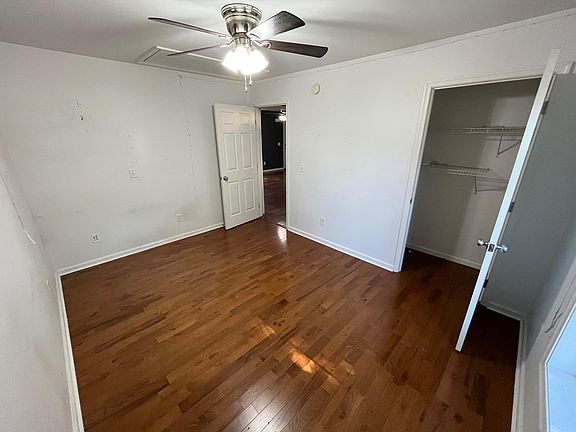 4th image of 100 Jones St