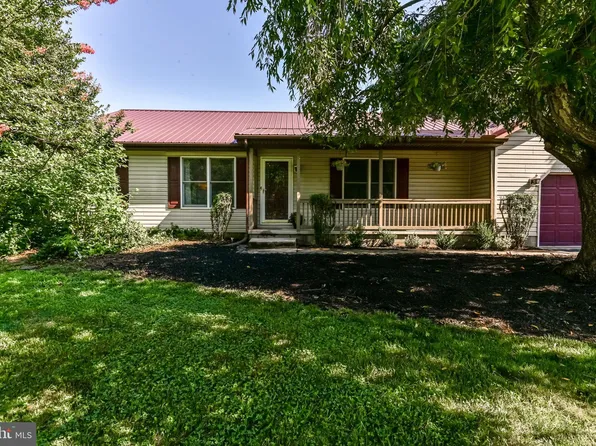 62 E Huntington Cir, Dover, DE 19904