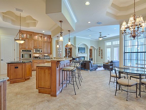 5th image of 4212 Clarice Estates Dr