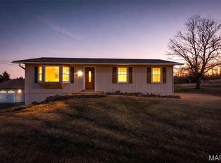 2950 Stonehouse Rd, De Soto, MO 63020