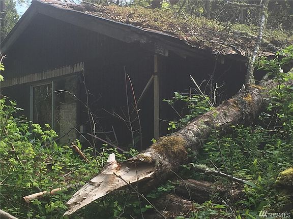 2nd image of 41687 Cape Horn Dr