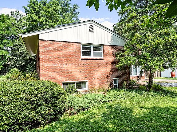 2nd image of 5003 Elsmere Ave