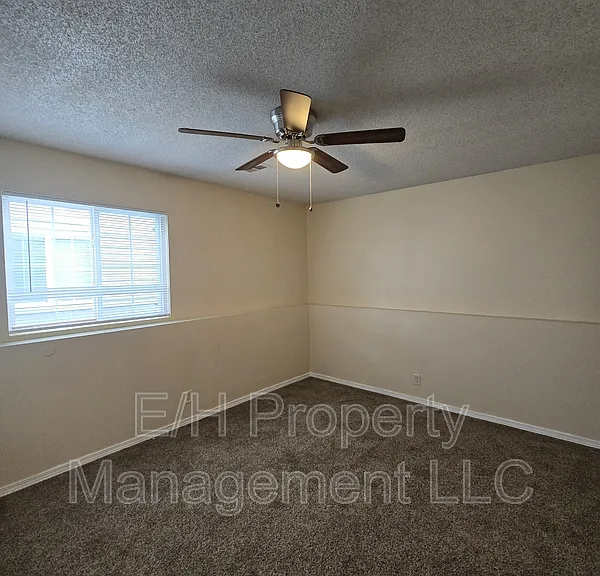 4460 S Elizabeth Ave — Photo 15