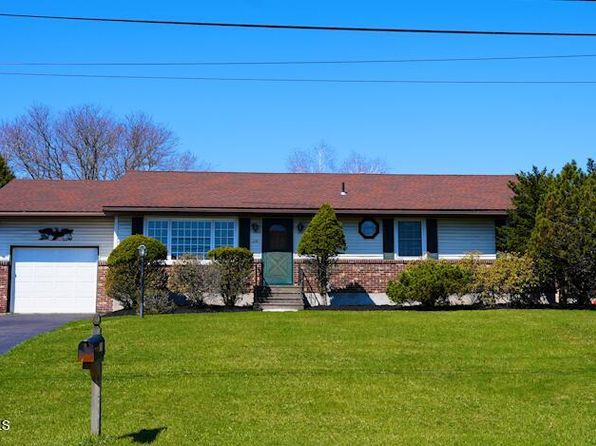 24 MILLER Road, Latham, NY 12110