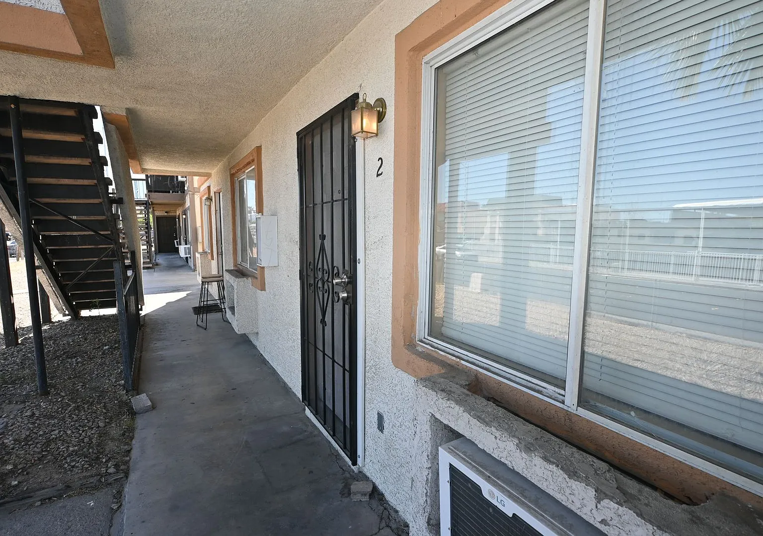 One-Bedroom Apartment - North Las Vegas - No Pets - 3017 E Carey - Move-In Special — Photo 2