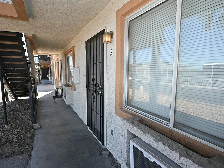 3017 E Carey Ave #2 — Photo 2