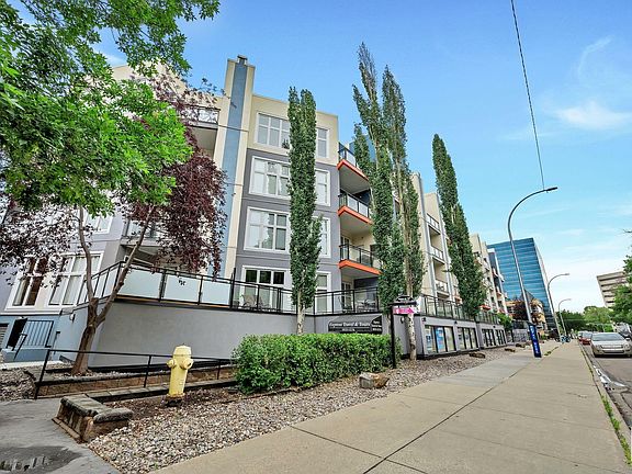 3rd image of 10147 112th St NW #516