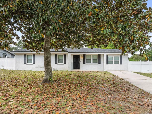 65 Junior Dr, Shalimar, FL 32579