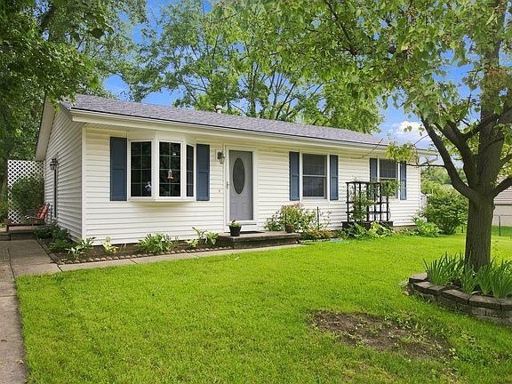 3rd image of 1313 101st Avenue Ct W