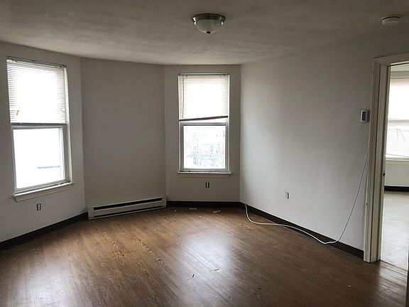 5th image of 57 Rogers Ave APT 3