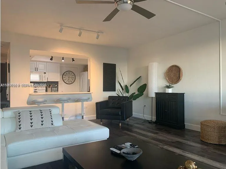 3111 N Ocean Dr #811 — Photo 6