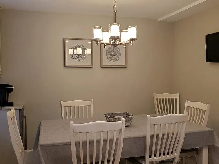 1704 Grand Central Ave — Photo 13