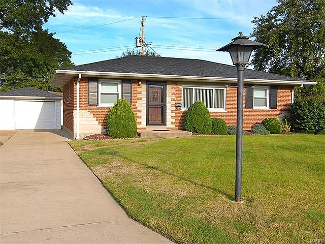 1st image of 225 Hernan Dr