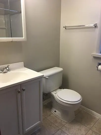322 Lehigh Ave — Photo 8