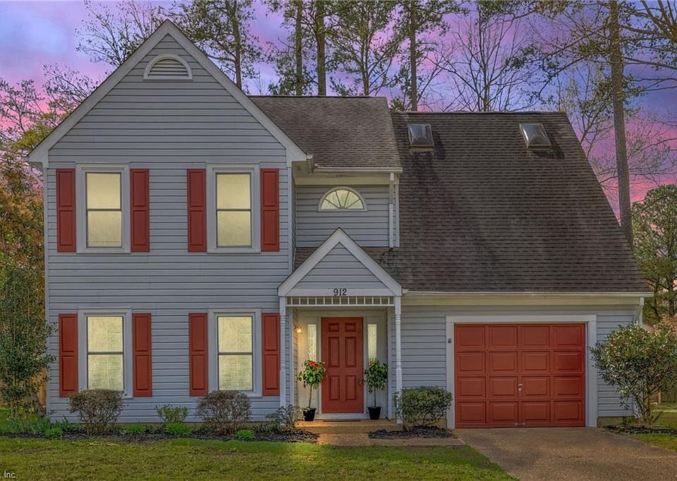 1st image of 912 Chartwell Dr